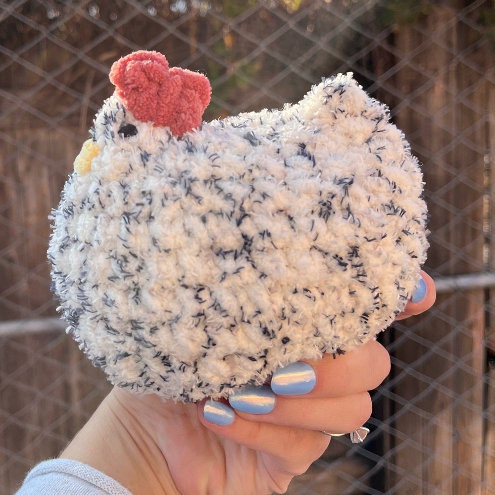 Crochet Chicken - Picture 3 of 3